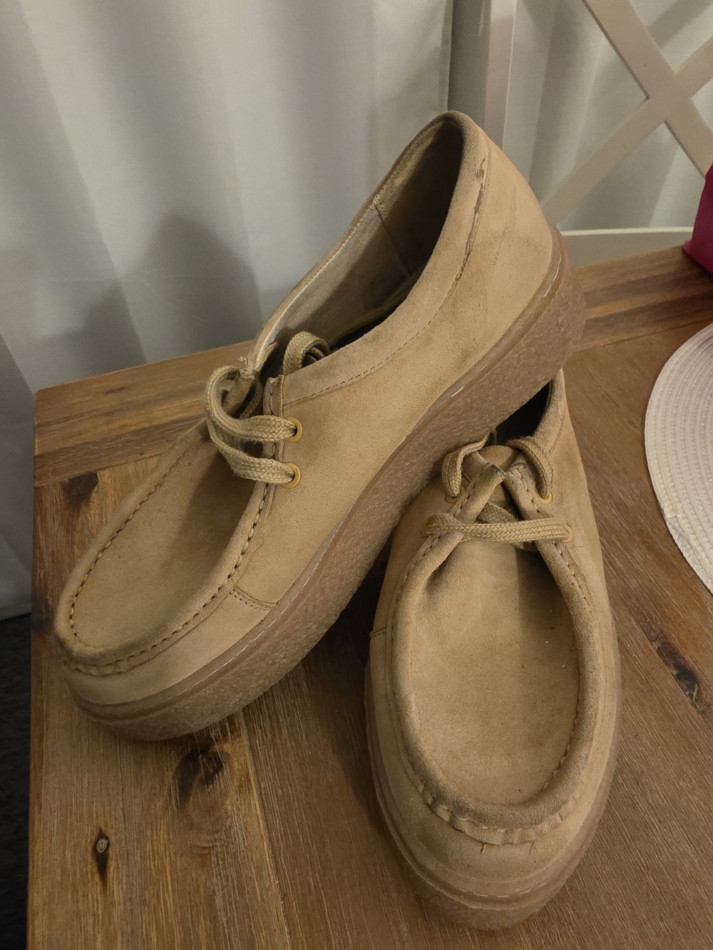 Women's  Suede Plateform Hushpuppy Lace-Up Shoes in Tan